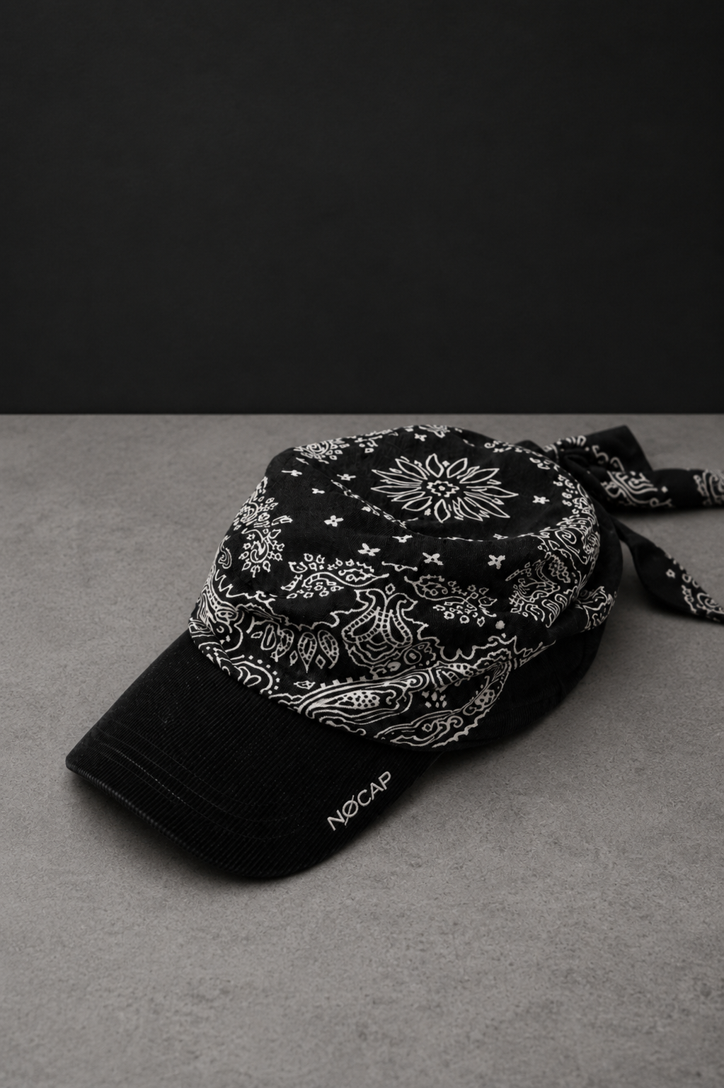 OBLIVION - ALL BLACK